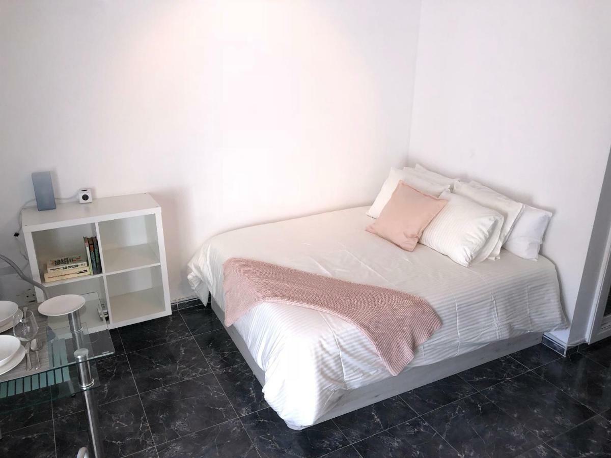 Sea View Apartment Benalmádena Exteriör bild